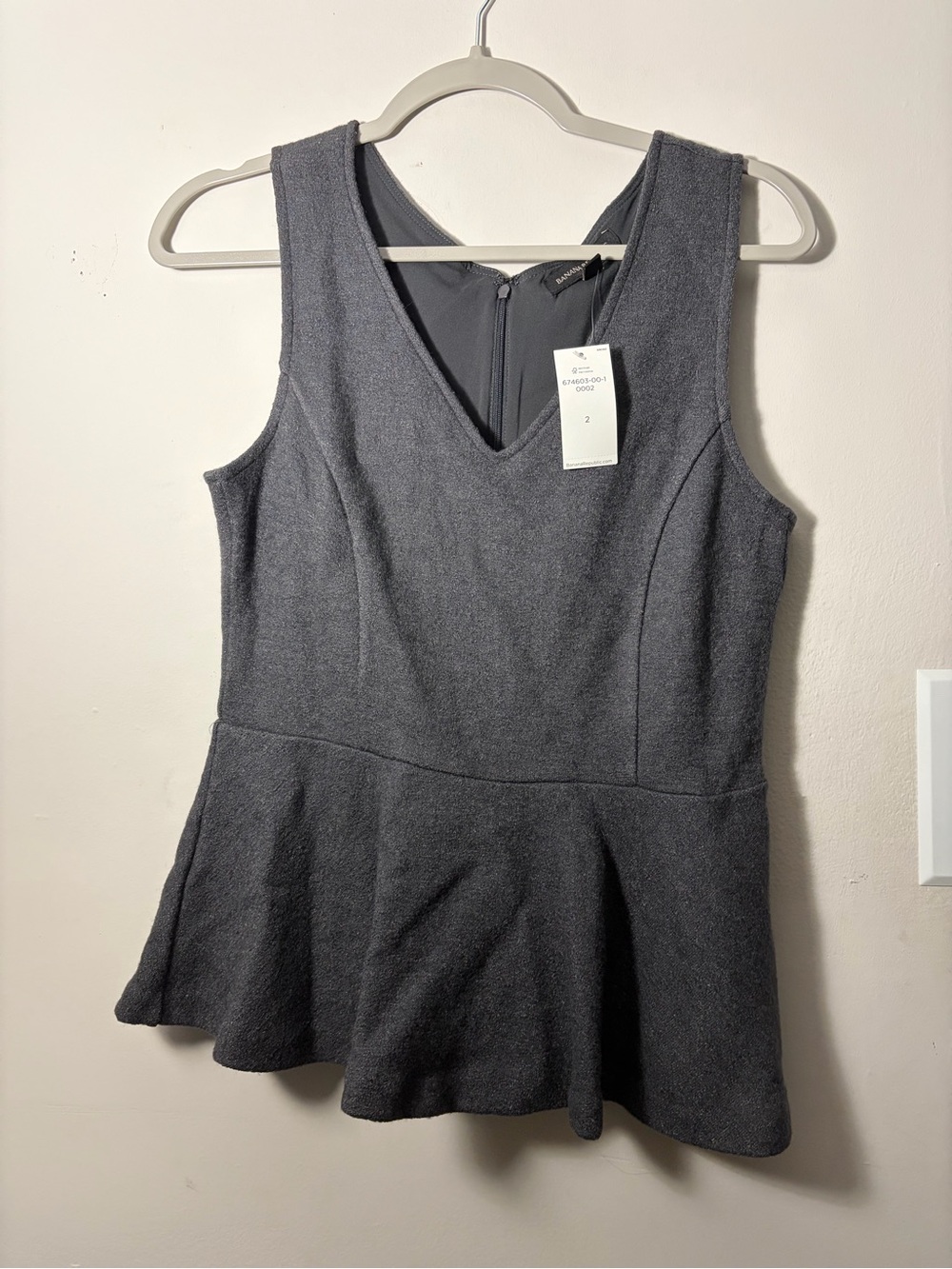 NWT Banana Republic Sleeveless Peplum Top